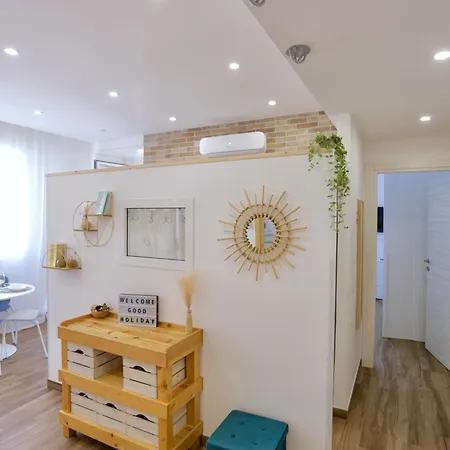 Tiki Tiki House Apartment *